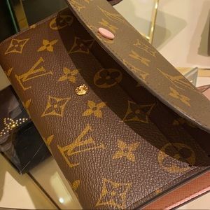 Meet your Posher, Evelyn